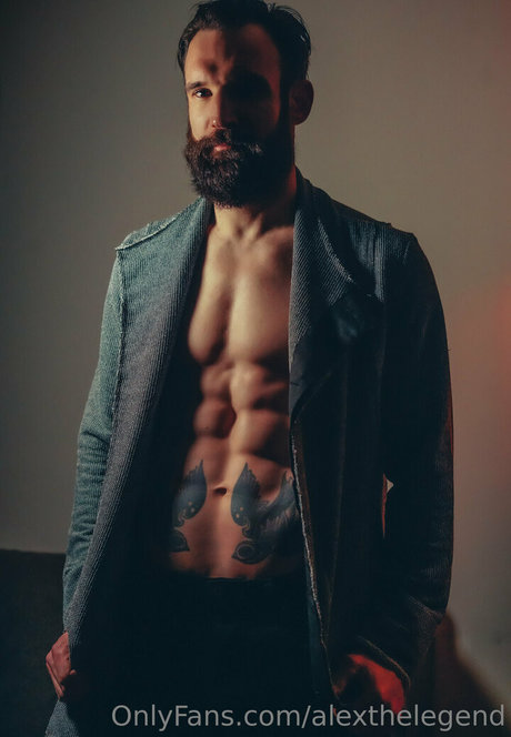 vollbusige ebenholz-onlyfans porno archiv