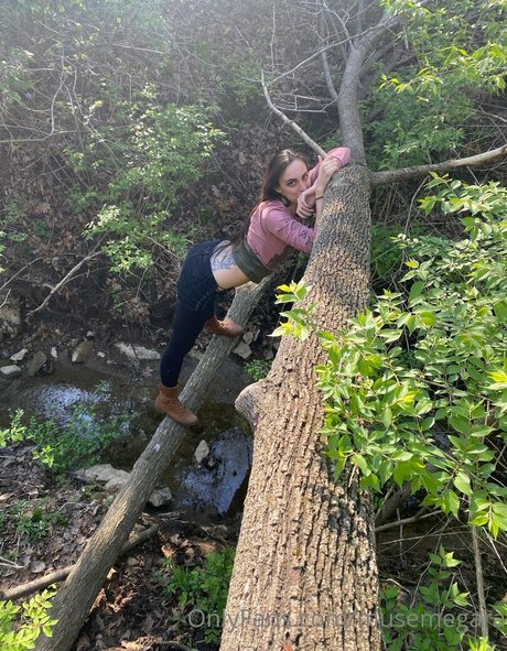 musemegara erotische nacktheit foto