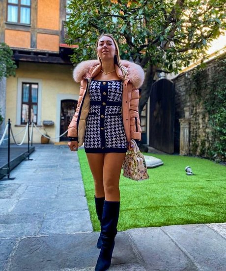 Elisa Ravasio schöne sex foto