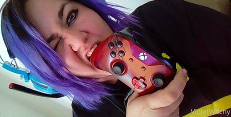 violetwitchy schauspielerin nackten galerien