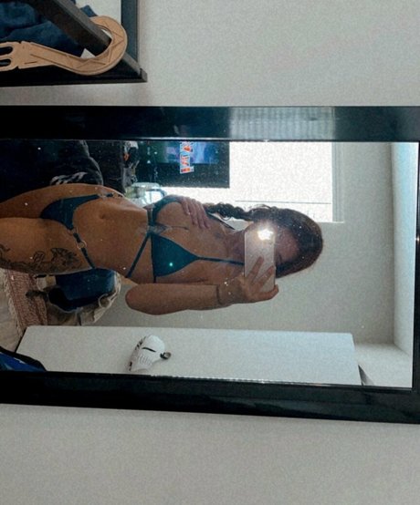 Kyluhhhh schauspielerin nackten galerien