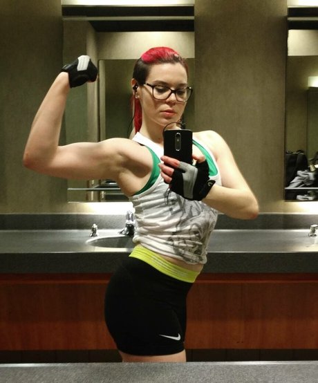 bekleidete onlyfans erwachsene sex archiv