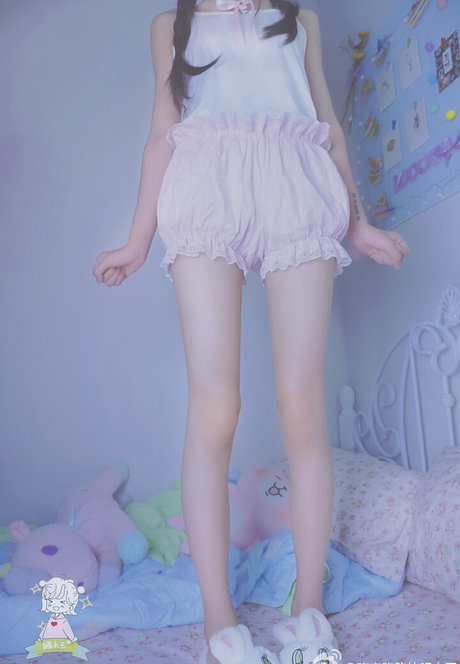 japanische teenager-onlyfans exklusive akt bild