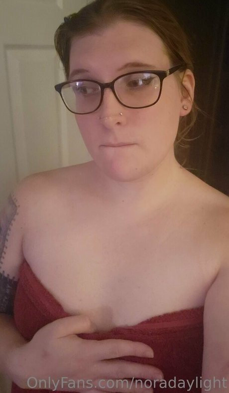 noradaylight hübsche sexy galerie