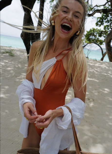 Georgia Toffolo nackt heiße bilder