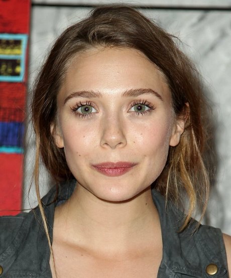 Elizabeth Olsen sexy top galerie