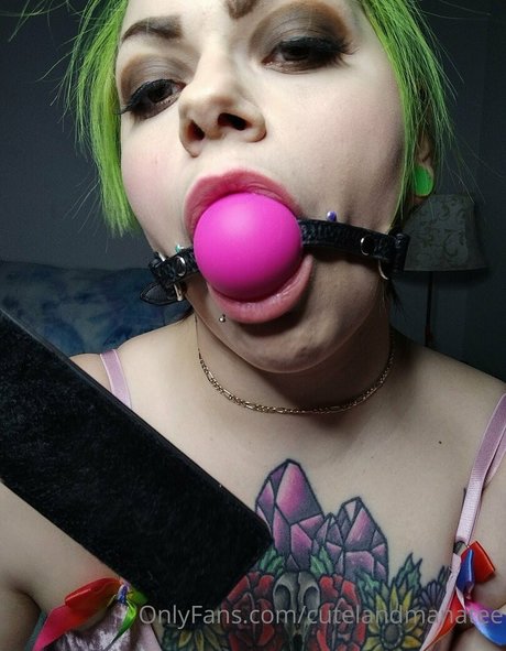 trusteemanatee nackt hübsche foto