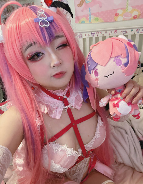 Donutskii pornostar hd bild