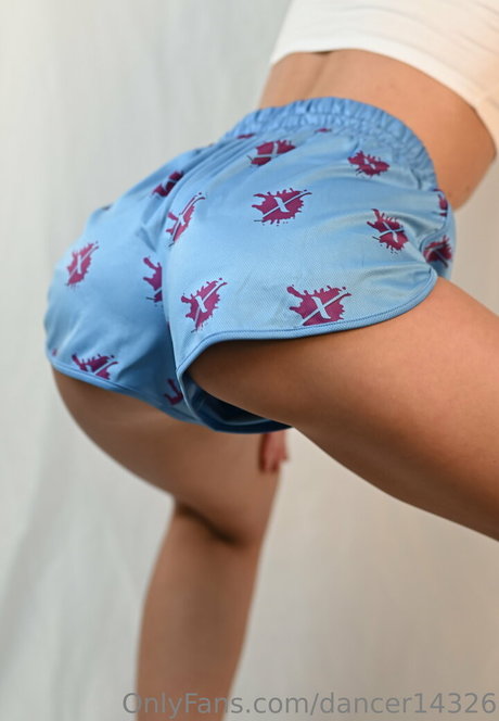 chantisnow erwachsene top foto