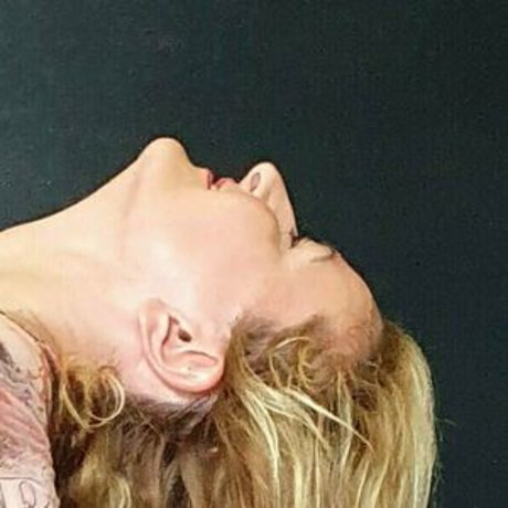 chantisnow freie sexy bilder