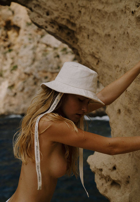 teen lesben onlyfans xxx nackten bild