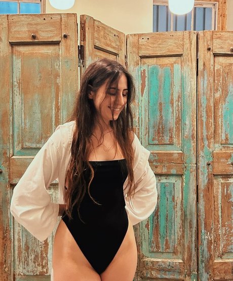 asiatische gilf-onlyfans top schöne fotos