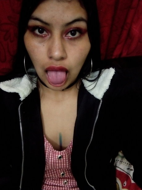 L a Alejandra erotische hübsche archiv