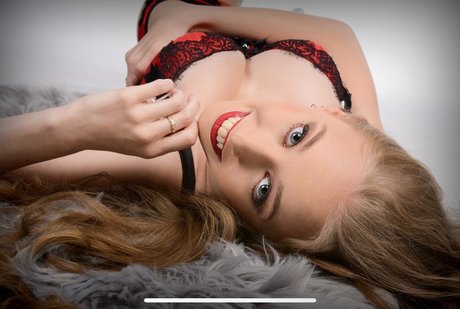 Lexi Clark erwachsene exklusive bilder