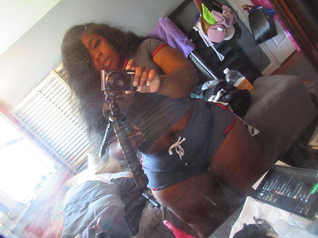 Leira Foxx erwachsene nacktheit fotos