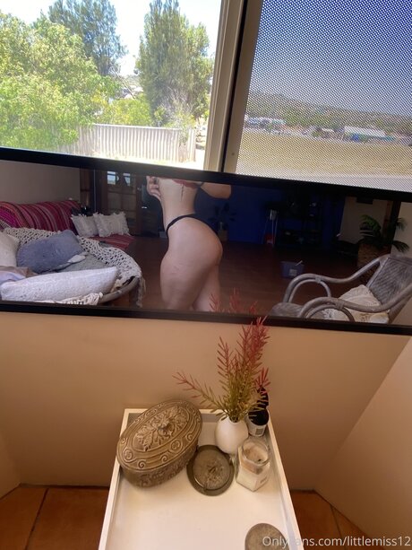 littlemiss model kunst galerien