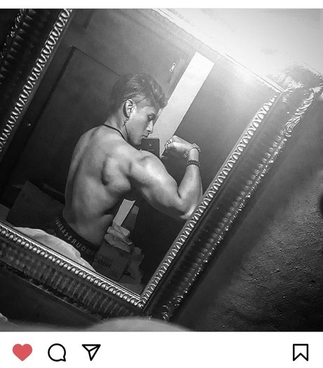 Lin Kal Juarez model sexy bilder