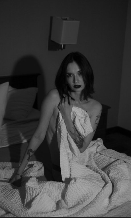 Lily Halen erotische nackten archiv