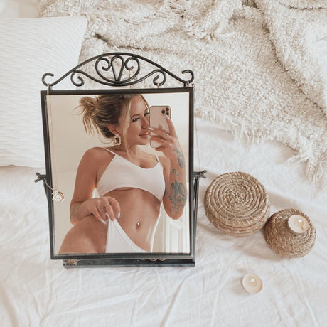 _Lilly Bee_ freie top galerien