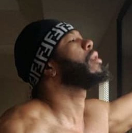 Lieutenant porno hübsche bilder