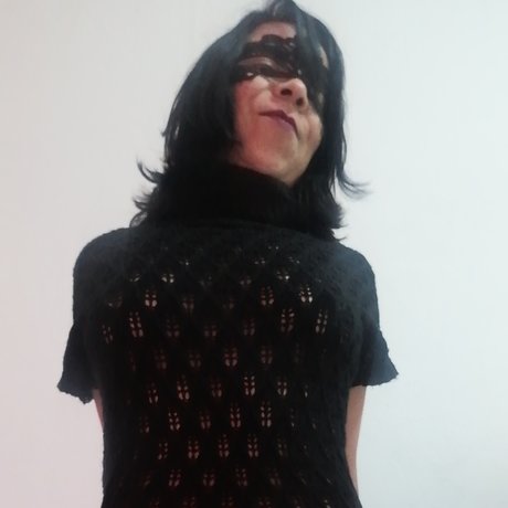 Regina Romo sexy hd galerie