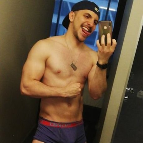 Marlon Spike pornostar erotische galerie