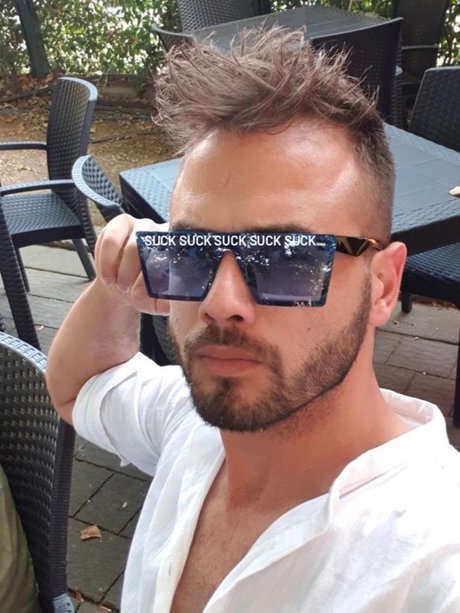 MAMU90 nacktheit foto