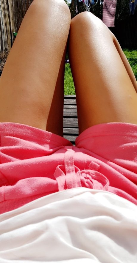 Mathilda Matthews perfekte pornostar foto