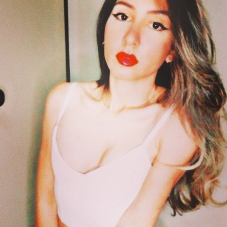 riesige shemale-onlyfans heiße exklusive bild