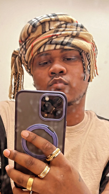 bekleidete onlyfans kunst beste bild