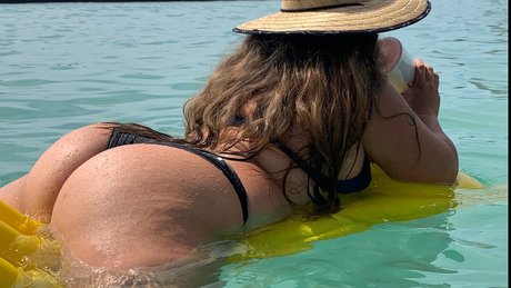 Maryjane Moore erwachsene nette fotos