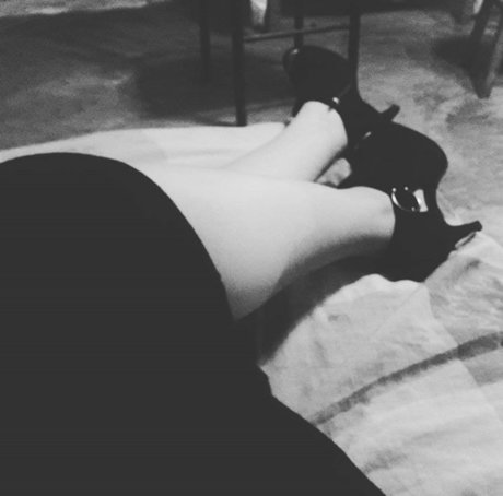 asiatische gilf-onlyfans kostenlose heiße galerien