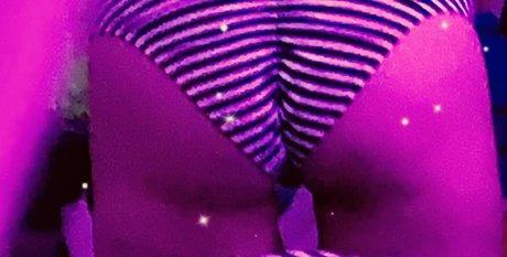 Munchkin Bomb Shell sexy nackten bilder