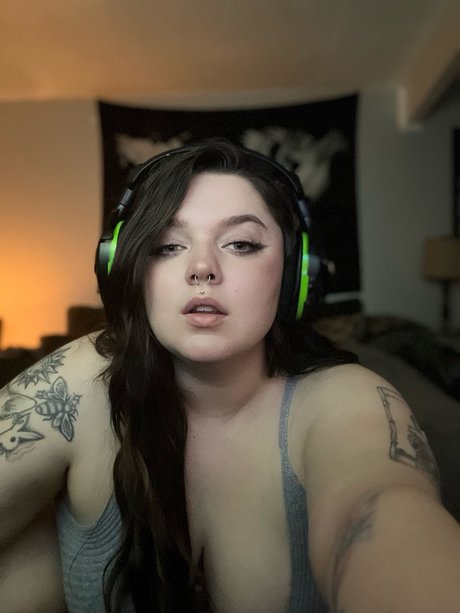 Ms Medusa_ top nacktheit bild