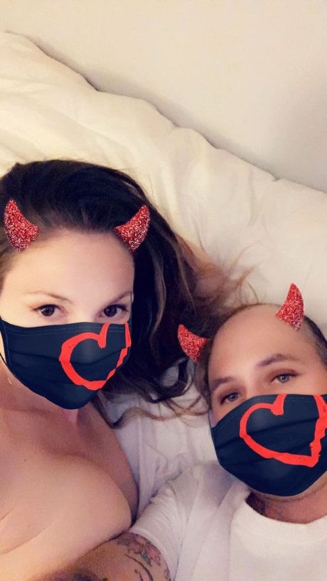 Trueromancexxx nackt fotos