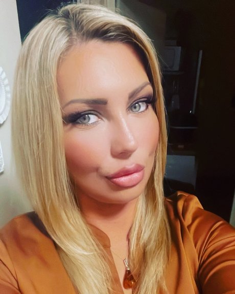 Shiva Love erotische schöne fotos