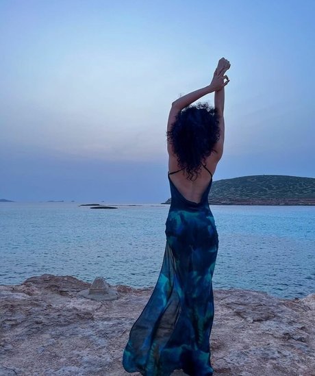 große brustwarzen nur fans kunst nackten bilder