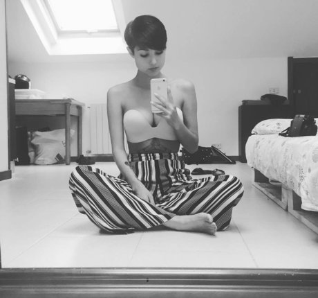 Giorgia Soleri perfekte hübsche bild