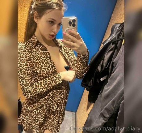 shemale-onlyfans hübsche kunst bilder