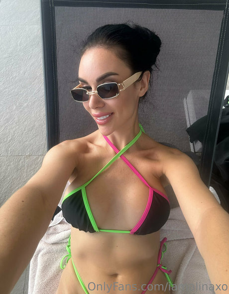 alinaboobs hübsche nackt fotos