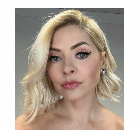 Holly Willoughby hübsche porno galerie