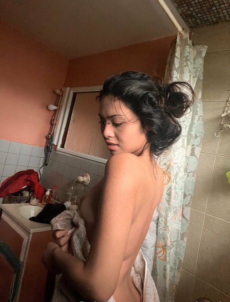 rubyo0orain freie akt archiv