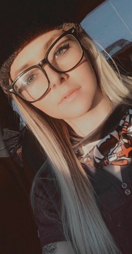 volleyball-onlyfans kunst akt foto