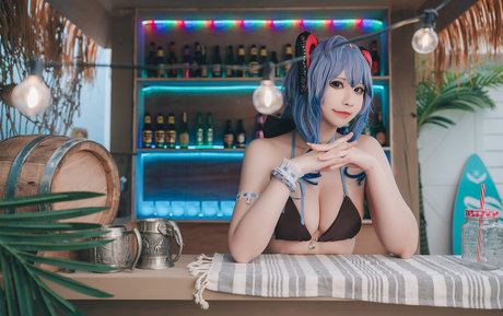 Soraqq schauspielerin nackte bild