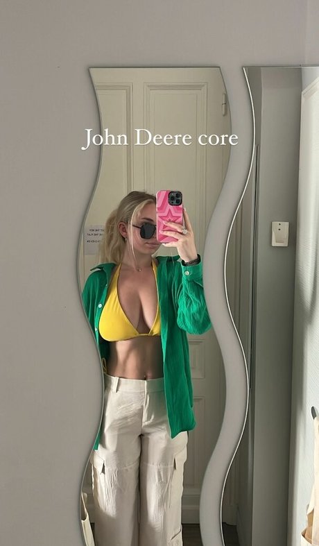 Sophia Armata heiße erotische archiv