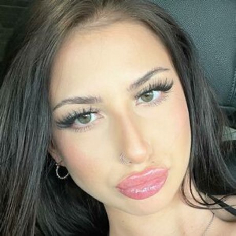 Chayabree kostenlose pornographische foto