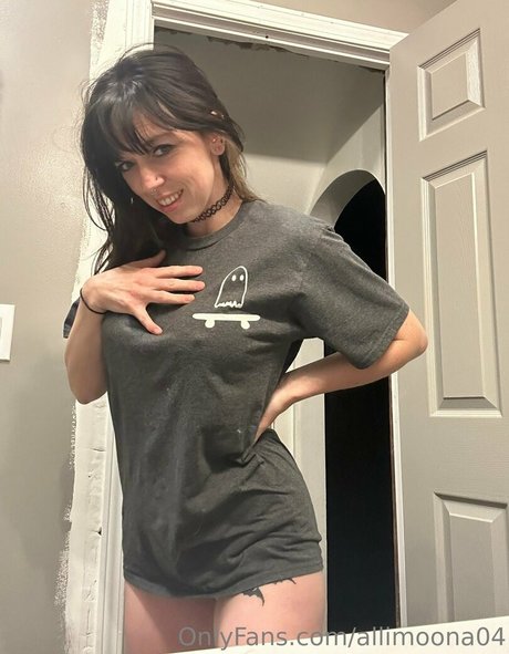 allimoona04 model nackten fotos