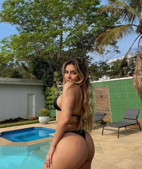 Taina Costa erwachsene kunst bild