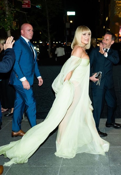 große titten gothic onlyfans beste kunst fotos