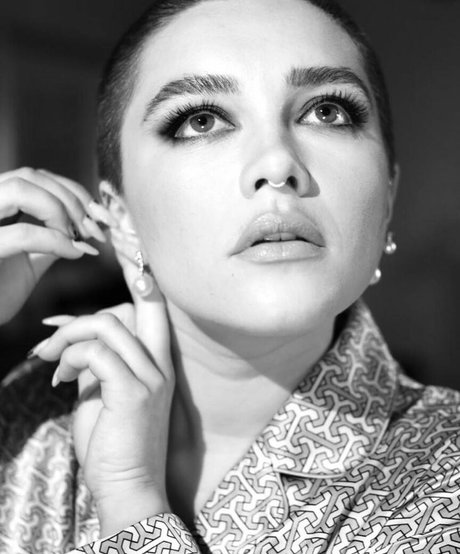 vollbusige milf onlyfans schöne nacktheit fotos